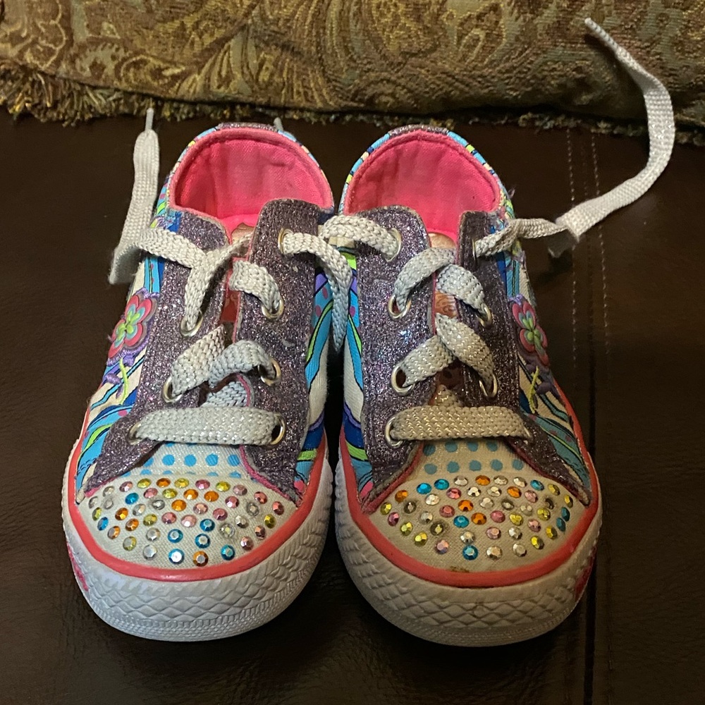 Skechers Twinkle Toes shoes with lights size 11
